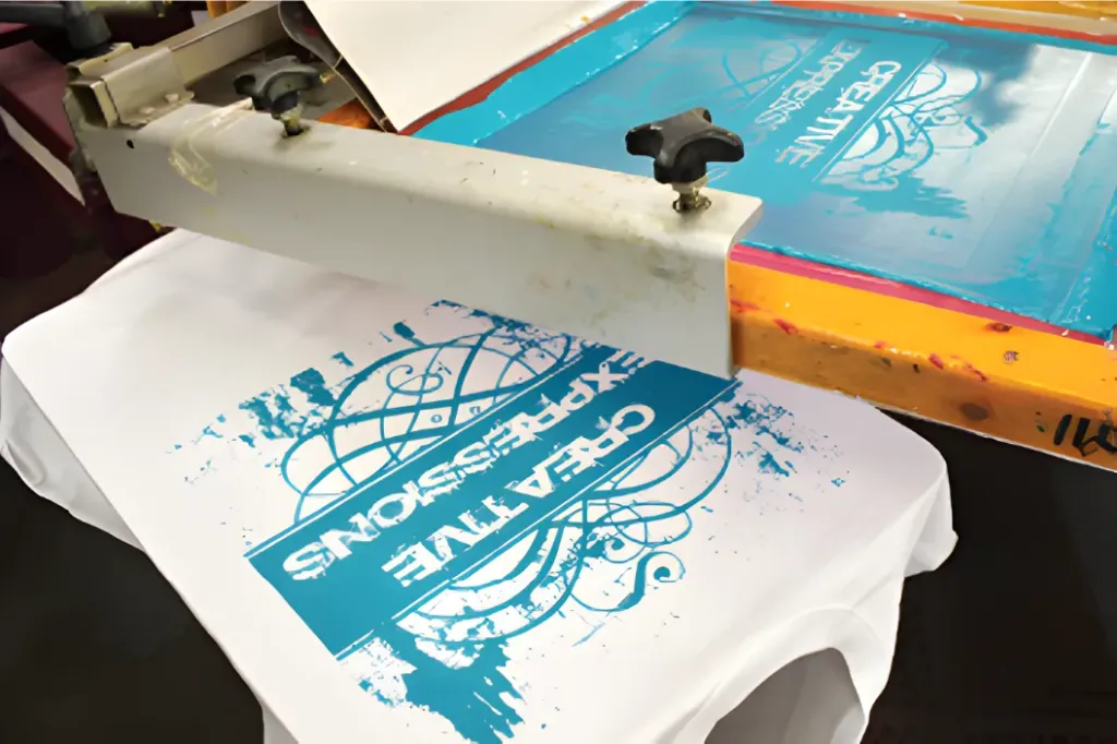 Screen Printing/ DTF (With Writing at the back) (1 logo)