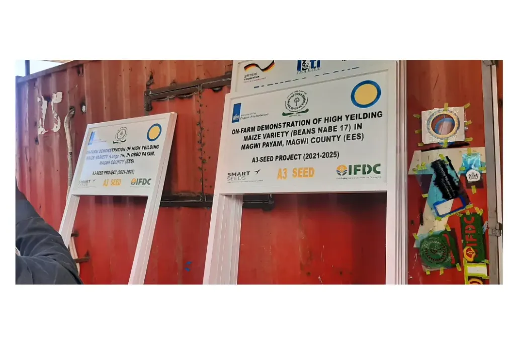 Welding and Printing of Metalic Signpost (70cm x 100cm x 240cm, Single Sided)